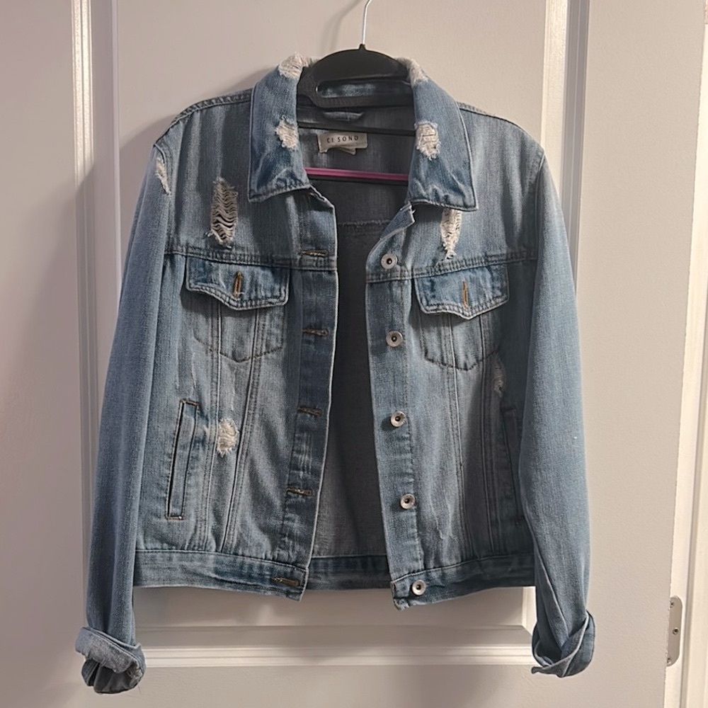 Classic Blue Jean Jacket with Timeless Design